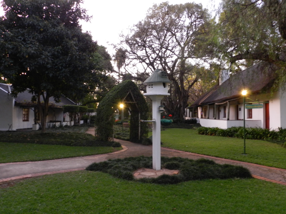 President Paul Kruger Guest Lodge at sunset